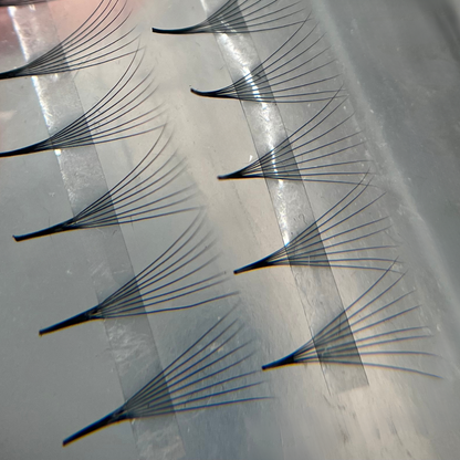 Nordic Lashes Feather Light- Valmisviuhkat